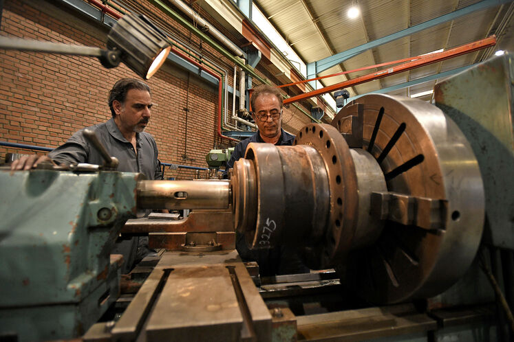 تعمیرات اساسی پالایشگاه نفت تهران