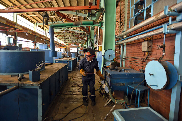 تعمیرات اساسی پالایشگاه نفت تهران