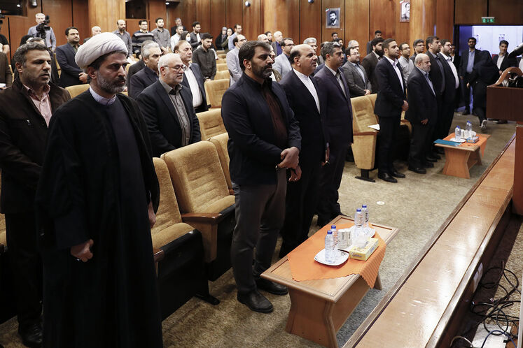 آیین امضای تفاهمنامه اجرای پویش اهدای بستههای آموزشی به دانشآموزان محروم