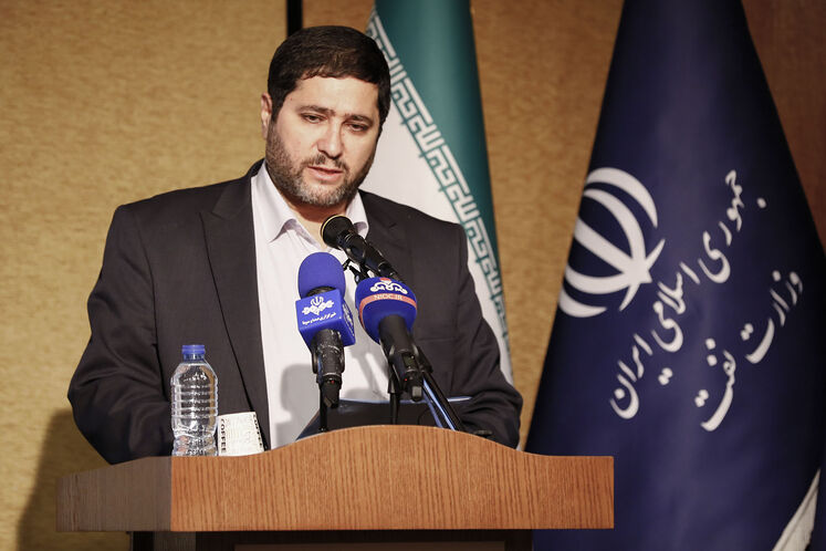 بابک دارابی، مدیر نظارت بر طرحهای عمرانی مناطق نفتخیز شرکت ملی نفت ایران