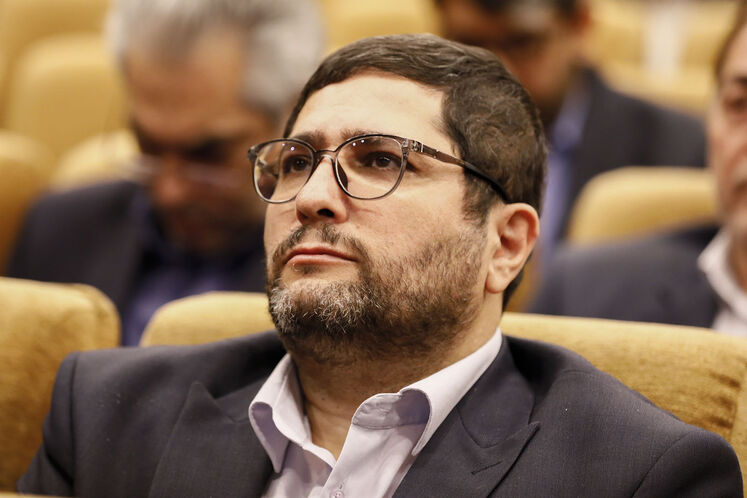 بابک دارابی، مدیر نظارت بر طرحهای عمرانی مناطق نفتخیز شرکت ملی نفت ایران