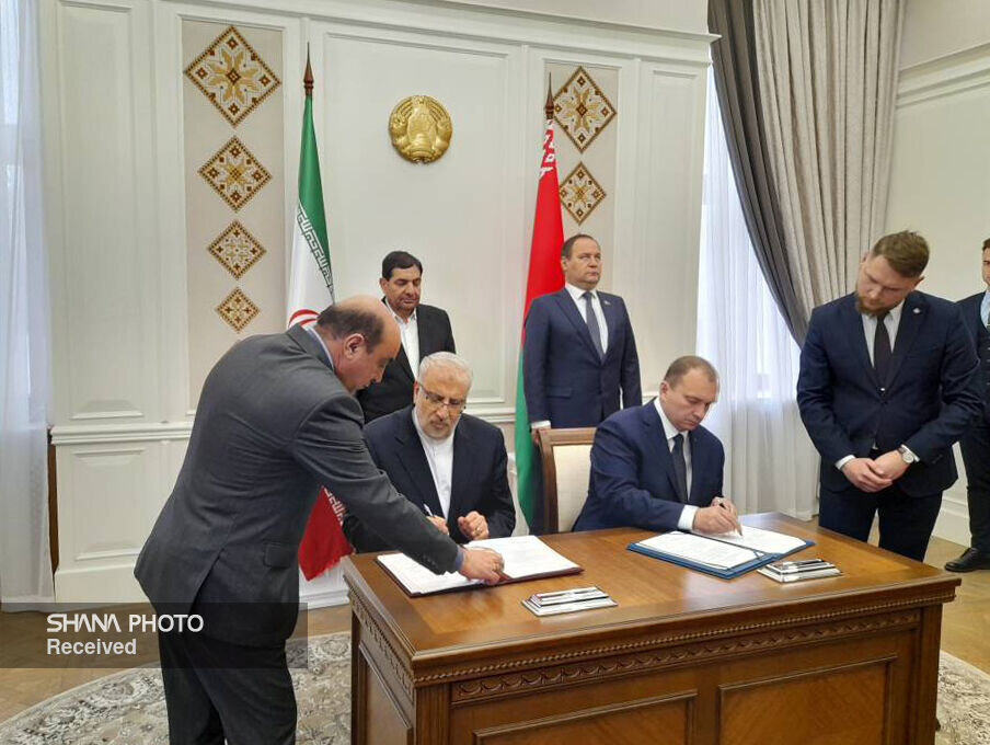 سند همکاریهای نفتی ایران و بلاروس امضا شد سند همکاریهای نفتی ایران و بلاروس امضا شد