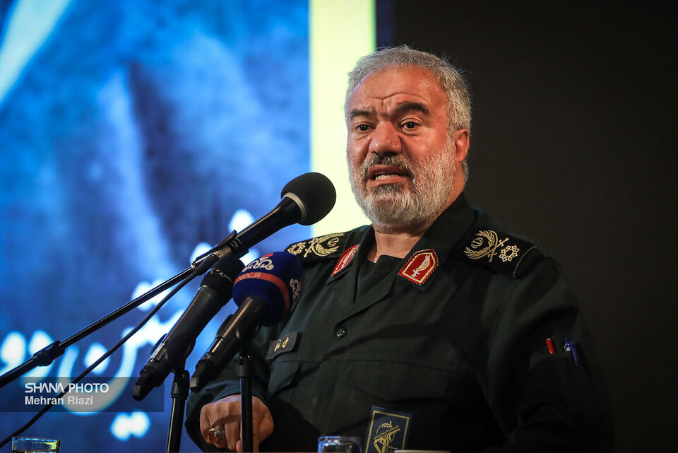 وزارت نفت مسئولیت حمایت از اقتصاد کشور را دارد وزارت نفت مسئولیت حمایت از اقتصاد کشور را دارد