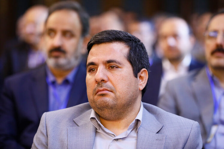 حسینعلی محمد حسینی، مدیر برنامه ریزی تلفیقی شرکت ملی گاز ایران