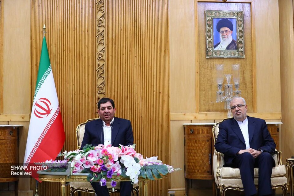اوجی به همراه معاون اول رئیسجمهوری عازم قرقیزستان شد اوجی به همراه معاون اول رئیسجمهوری عازم قرقیزستان شد