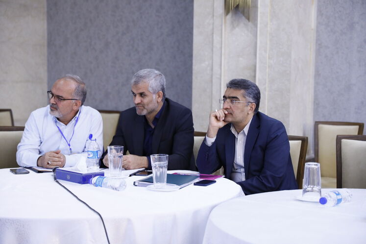 روز دوم نشست هماندیشی مدیرانعامل شرکتهای گاز استانی در مشهد مقدس