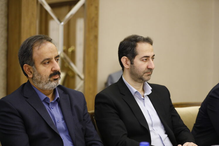 عباس اعظمی، مشاور و رئیس دفتر مدیرعامل شرکت ملی گاز ایران و محسن مظلوم فارسیباف، مدیر پژوهش و فناوری شرکت ملی گاز ایران