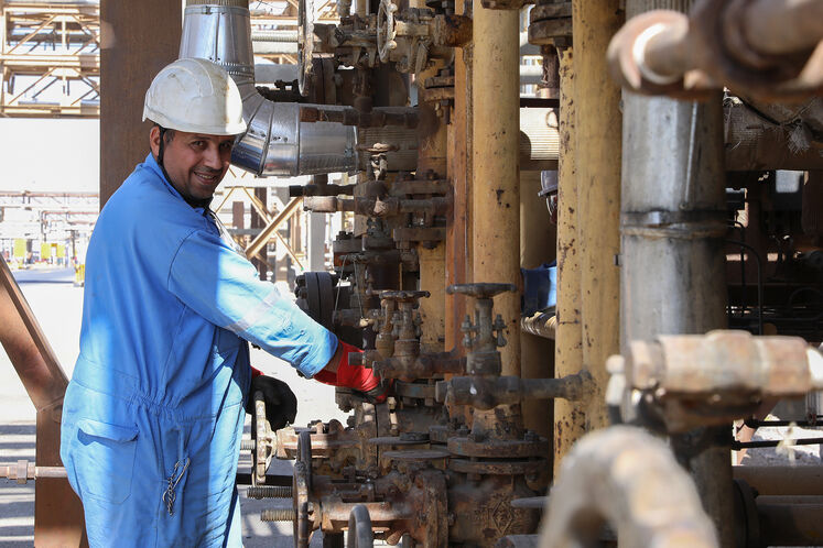 پالایشگاه اصفهان