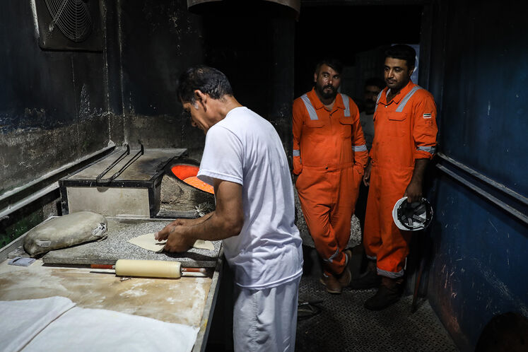 رنگ زندگی در کمپ نفتی