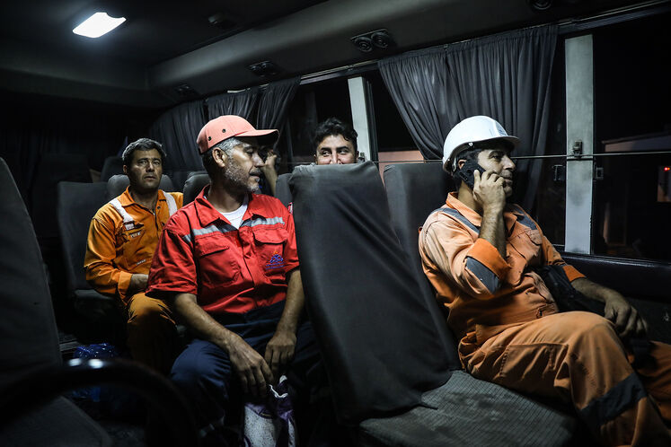 رنگ زندگی در کمپ نفتی