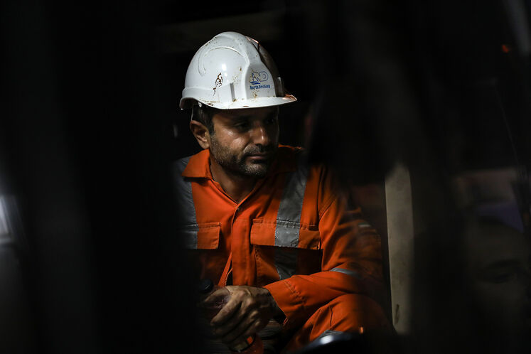 رنگ زندگی در کمپ نفتی