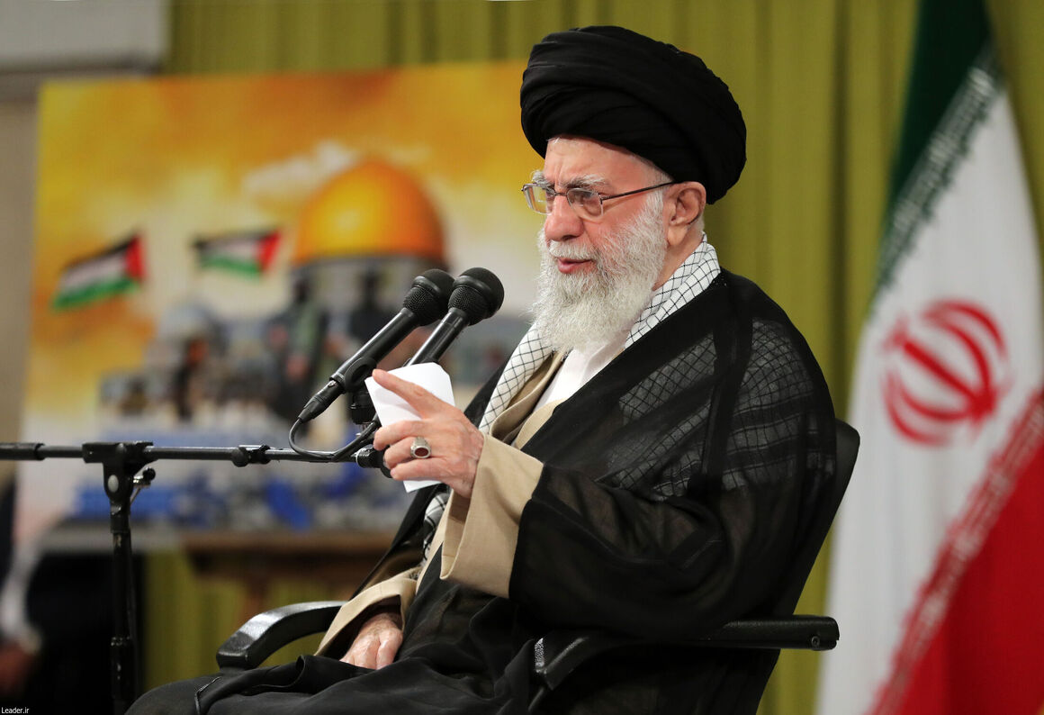 Leader: Muslim governments must block export of oil, other essentials to Zionist regime