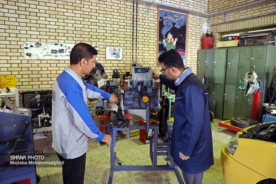 اعتبار ۴۷ میلیارد تومانی شرکت ملی نفت برای توانمندسازی اهالی بومی کرمانشاه اعتبار ۴۷ میلیارد تومانی شرکت ملی نفت برای توانمندسازی اهالی بومی کرمانشاه