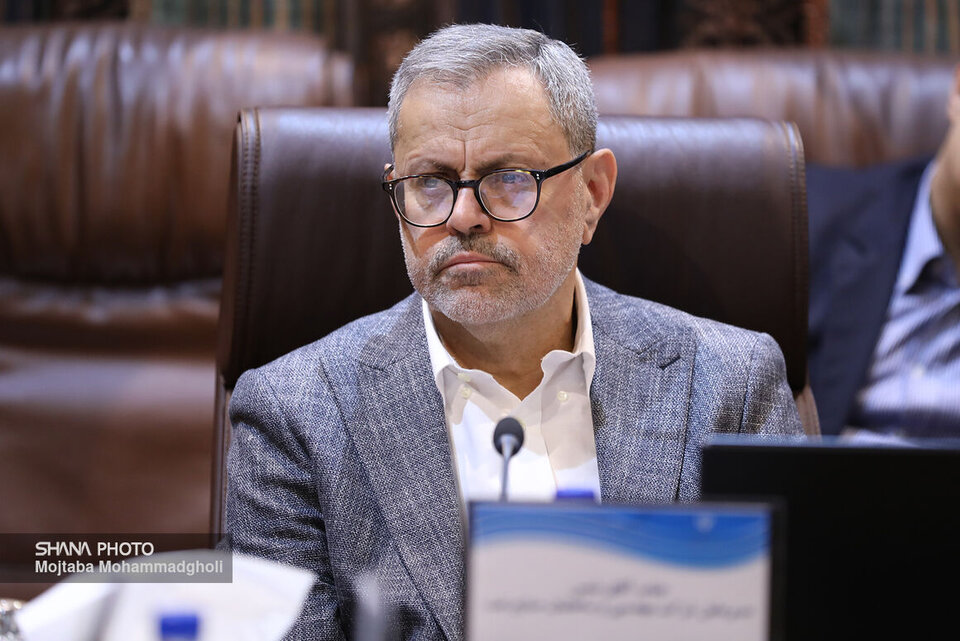 دستیابی به اهداف توسعهای صنعت نفت مستلزم تغییر فضای توسعه است دستیابی به اهداف توسعهای صنعت نفت مستلزم تغییر فضای توسعه است