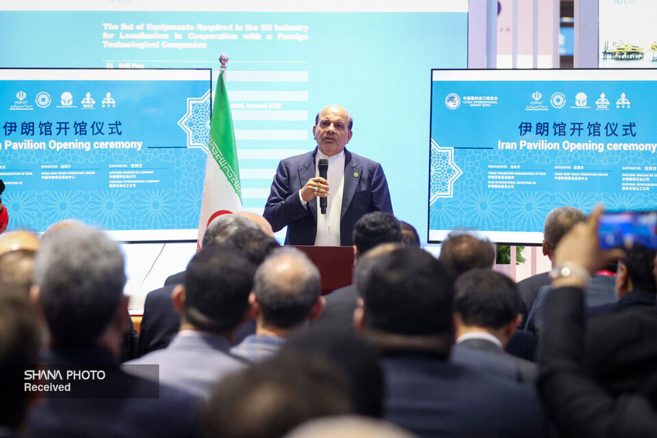 فرصت سرمایهگذاری ۲۵۰ میلیارد دلاری در بالادست و پاییندست صنعت نفت ایران فرصت سرمایهگذاری ۲۵۰ میلیارد دلاری در بالادست و پاییندست صنعت نفت ایران