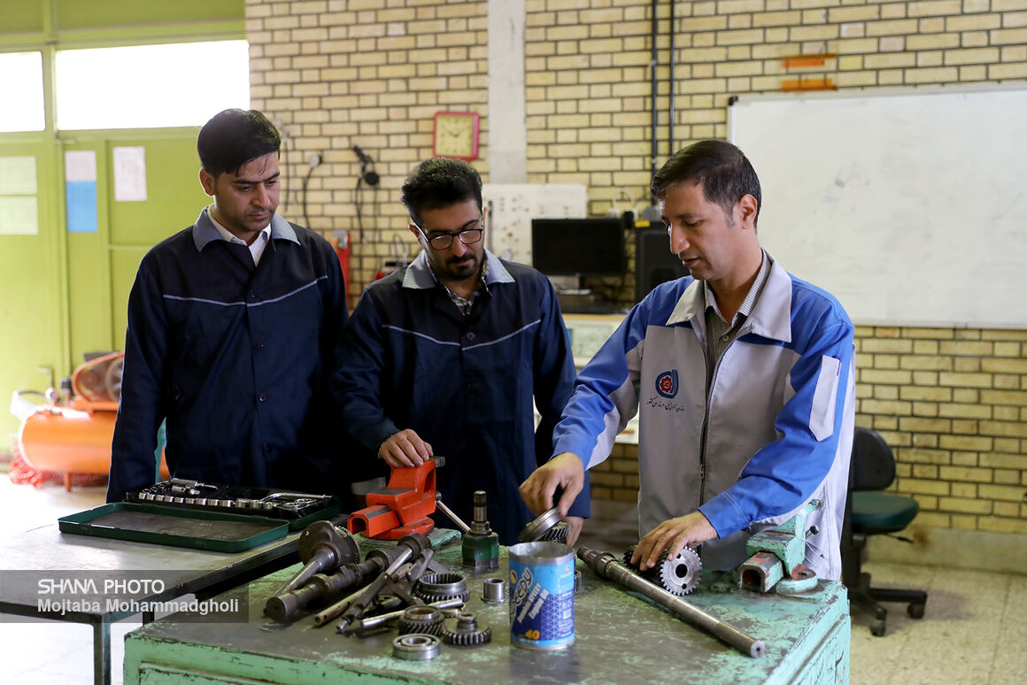 وزارت نفت؛ ایستاده در کنار مردم/ تکمیل ۲۲۱۰ پروژه مسئولیت اجتماعی ازسوی وزارتخانه مردمی