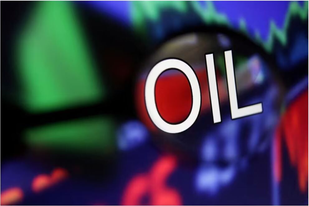 قیمت نفت حدود یک دلار کاهش یافت