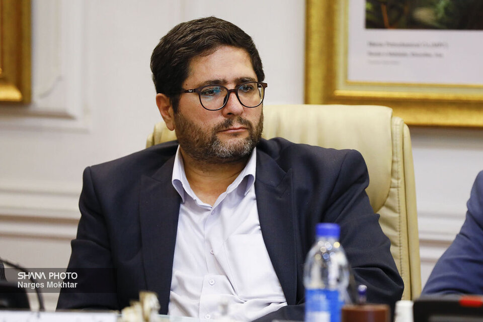 مشارکت ۱۵۰ میلیارد ریالی نفت در ساخت نیروگاه خورشیدی دانشگاه صنعتی کرمانشاه مشارکت ۱۵۰ میلیارد ریالی نفت در ساخت نیروگاه خورشیدی دانشگاه صنعتی کرمانشاه