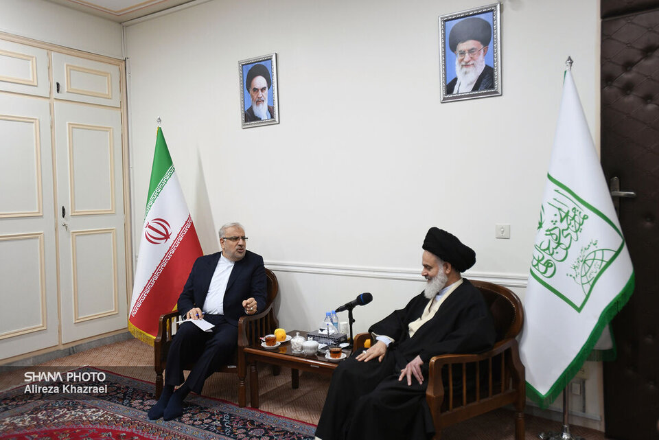 دستاوردهای دولت نشاندهنده «عزت ملی» است/ ایجاد پالایشگاه فراسرزمینی ابتکاری برای مقابله با دشمنان است دستاوردهای دولت نشاندهنده «عزت ملی» است/ ایجاد پالایشگاه فراسرزمینی ابتکاری برای مقابله با دشمنان است