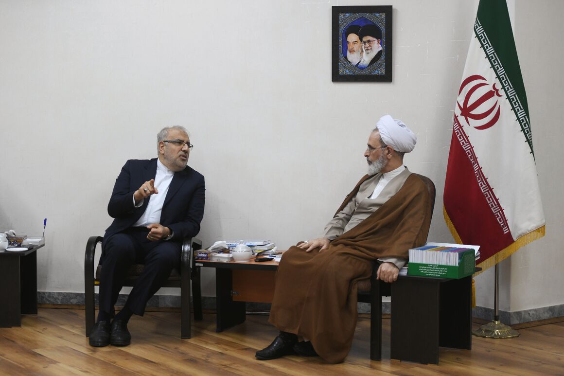 وزارت نفت یکی از پشتوانههای تحرک دولت است وزارت نفت یکی از پشتوانههای تحرک دولت است