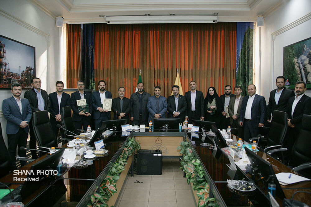 شیوههای نفوذ دشمن در صنعت گاز ایران و راهکارهای بومی برای کنترل و مهار 2 شیوههای نفوذ دشمن در صنعت گاز ایران و راهکارهای بومی برای کنترل و مهار