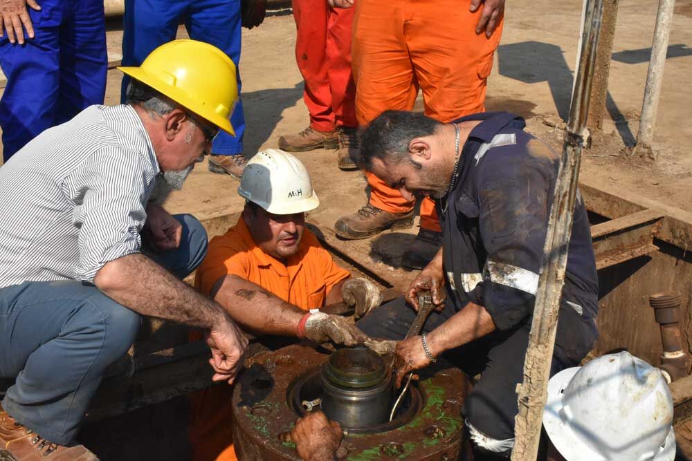 عملیات تعمیر یک چاه نفتی بدون حضور دکل در شرکت نفت فلات قاره
