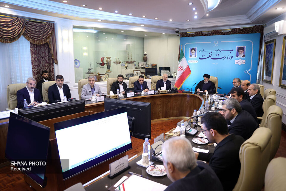 حضور رئیسجمهوری در وزارت نفت حضور رئیسجمهوری در وزارت نفت