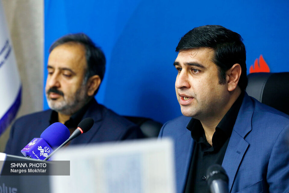 نقش مهم اصحاب رسانه در تبیین وضع تولید و مصرف گاز کشور نقش مهم اصحاب رسانه در تبیین وضع تولید و مصرف گاز کشور