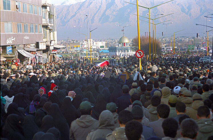 تشییع پیکر شهید تندگویان