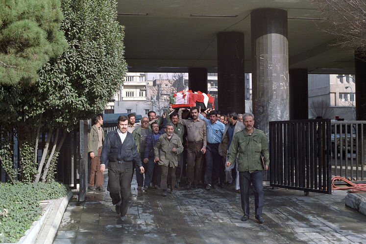 بازگشت و استقبال از  پیکر این شهید در آذر ماه سال ۱۳۷۰