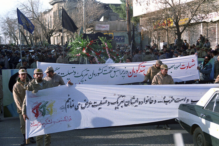 بازگشت و استقبال از  پیکر این شهید در آذر ماه سال ۱۳۷۰