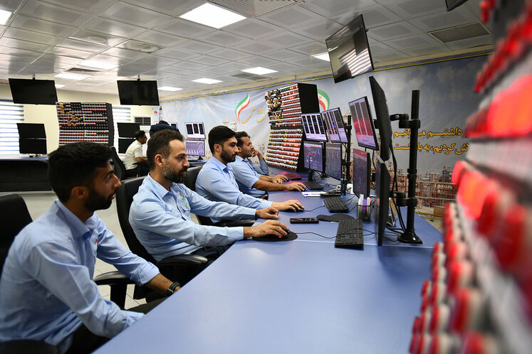 بازدید محمد دهقان، معاون حقوقی رئیسجمهوری از پالایشگاه طرح توسعه فاز ۱۴ پارس جنوبی