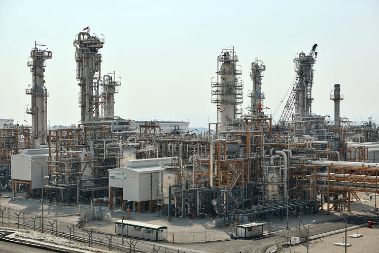 بازدید محمد دهقان، معاون حقوقی رئیسجمهوری از پالایشگاه طرح توسعه فاز ۱۴ پارس جنوبی