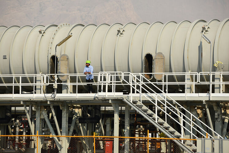 بازدید محمد دهقان، معاون حقوقی رئیسجمهوری از پالایشگاه طرح توسعه فاز ۱۴ پارس جنوبی