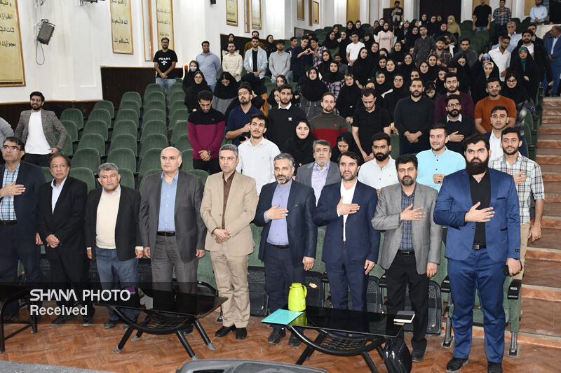 حضور مدیرعامل شرکت ملی صنایع پتروشیمی در دانشکده نفت اهواز همزمان با روز دانشجو