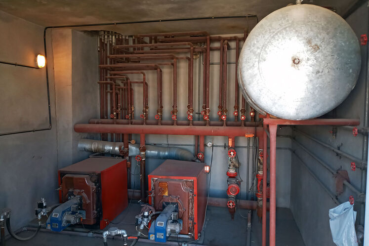 پیش از اصلاح و بهسازی موتورخانه