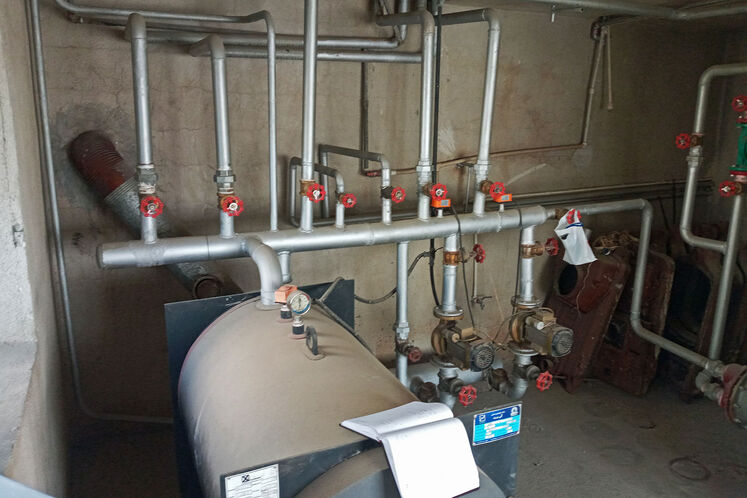 پیش از اصلاح و بهسازی موتورخانه