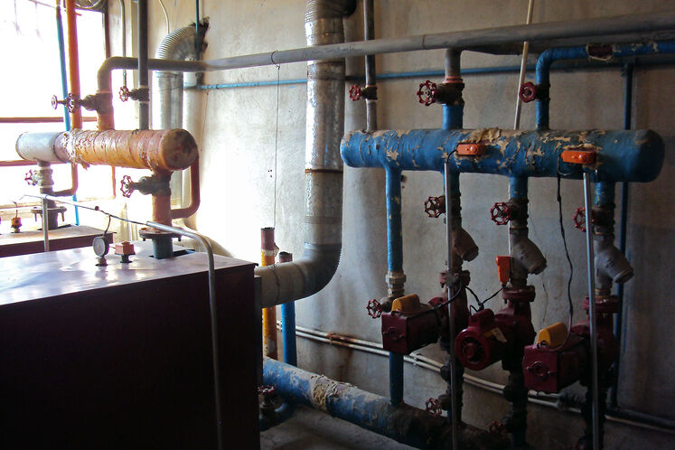 پیش از اصلاح و بهسازی موتورخانه