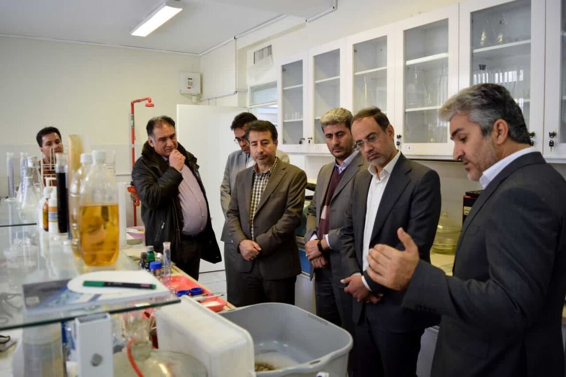 تولید بار اول ماده بیولوژیکی امحاکننده لکههای نفتی دریایی در کشور تولید بار اول ماده بیولوژیکی امحاکننده لکههای نفتی دریایی در کشور