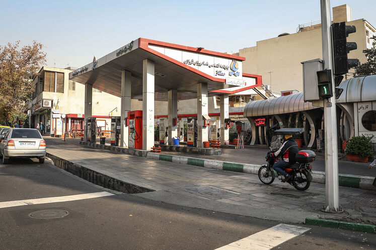 اختلال در برخی جایگاههای عرضه سوخت کشور