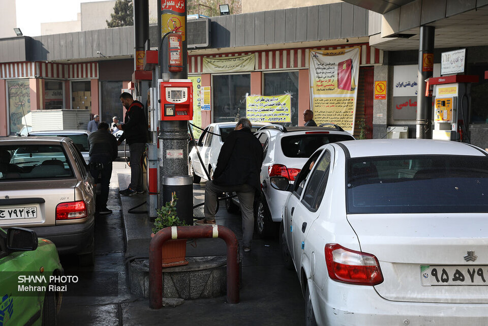 60% of Iran gas stations connected to smart fuel system one day after disruption: Official 60% of Iran gas stations connected to smart fuel system one day after disruption: Official