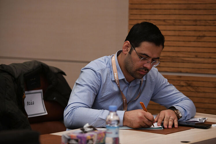 خبرنگار شانا در نشست تخصصی «چالش‌های فناورانه شرکت ملی نفت ایران» طی روز نخست دومین رویداد «پتروتِک»