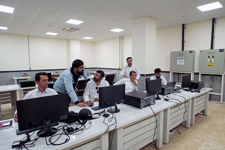 تأسیسات تقویت فشار گاز برادران شهید هلیسائی (دوراهان)