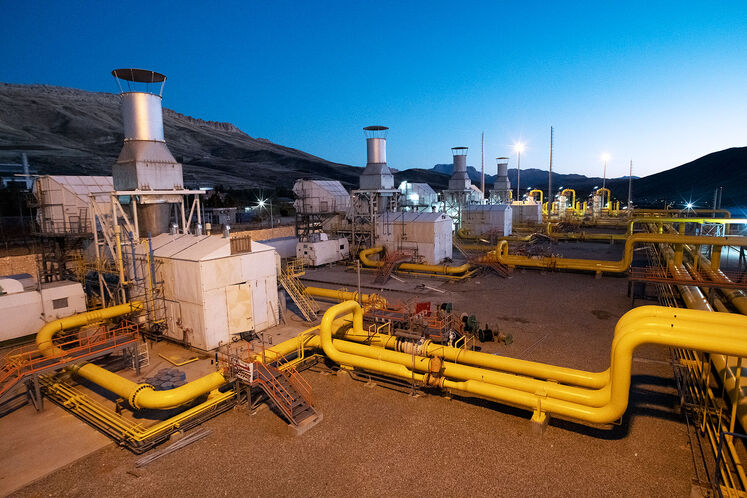 تأسیسات تقویت فشار گاز برادران شهید هلیسائی (دوراهان)