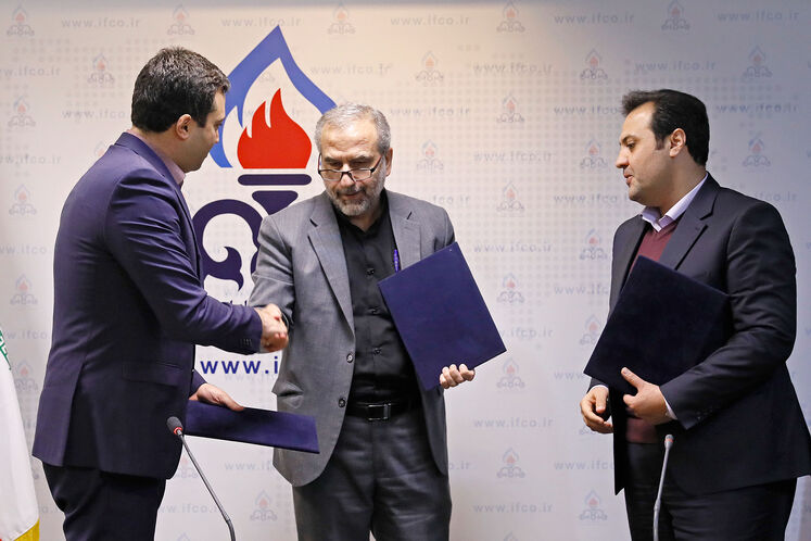 آیین امضای تفاهمنامه مردمیسازی صرفهجویی مصرف انرژی