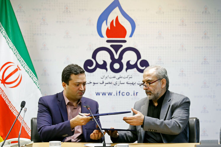 آیین امضای تفاهمنامه مردمیسازی صرفهجویی مصرف انرژی