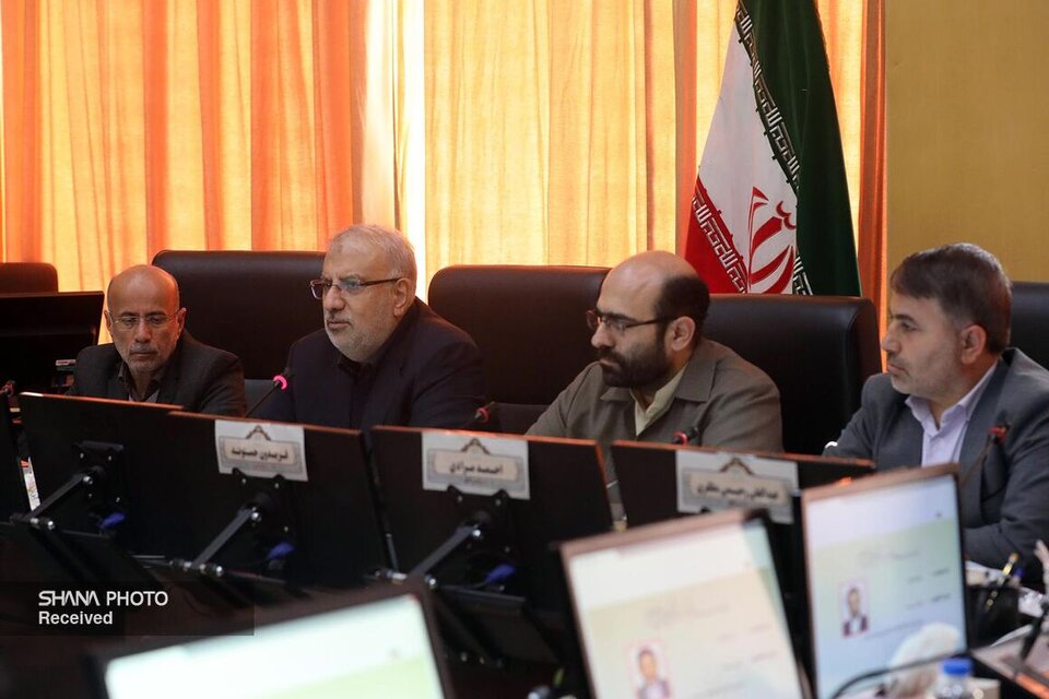 افزایش سطح امنیت در بخشهای حساس مجموعه وزارت نفت الزامی است افزایش سطح امنیت در بخشهای حساس مجموعه وزارت نفت الزامی است