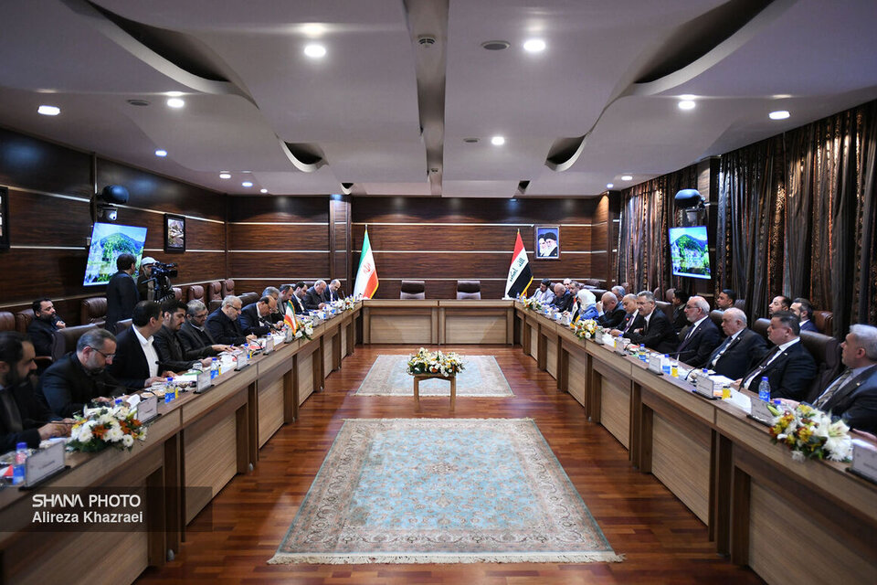 اجرای پروژه‌های مشترک در حوزه انرژی به نفع ملت‌های ایران و عراق است