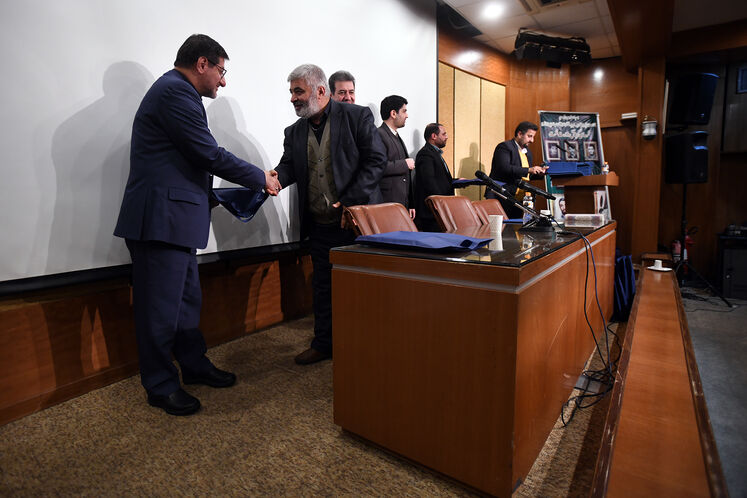 نشست گزینشگران هسته مرکزی ستاد وزارت نفت