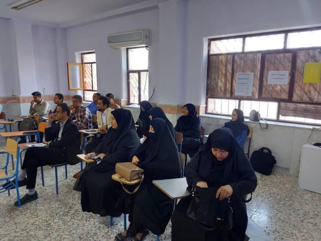 آیندهسازی صنعت نفت در استان بوشهر/ از برگزاری آزمونهای جامع تا ارائه بستههای درسی